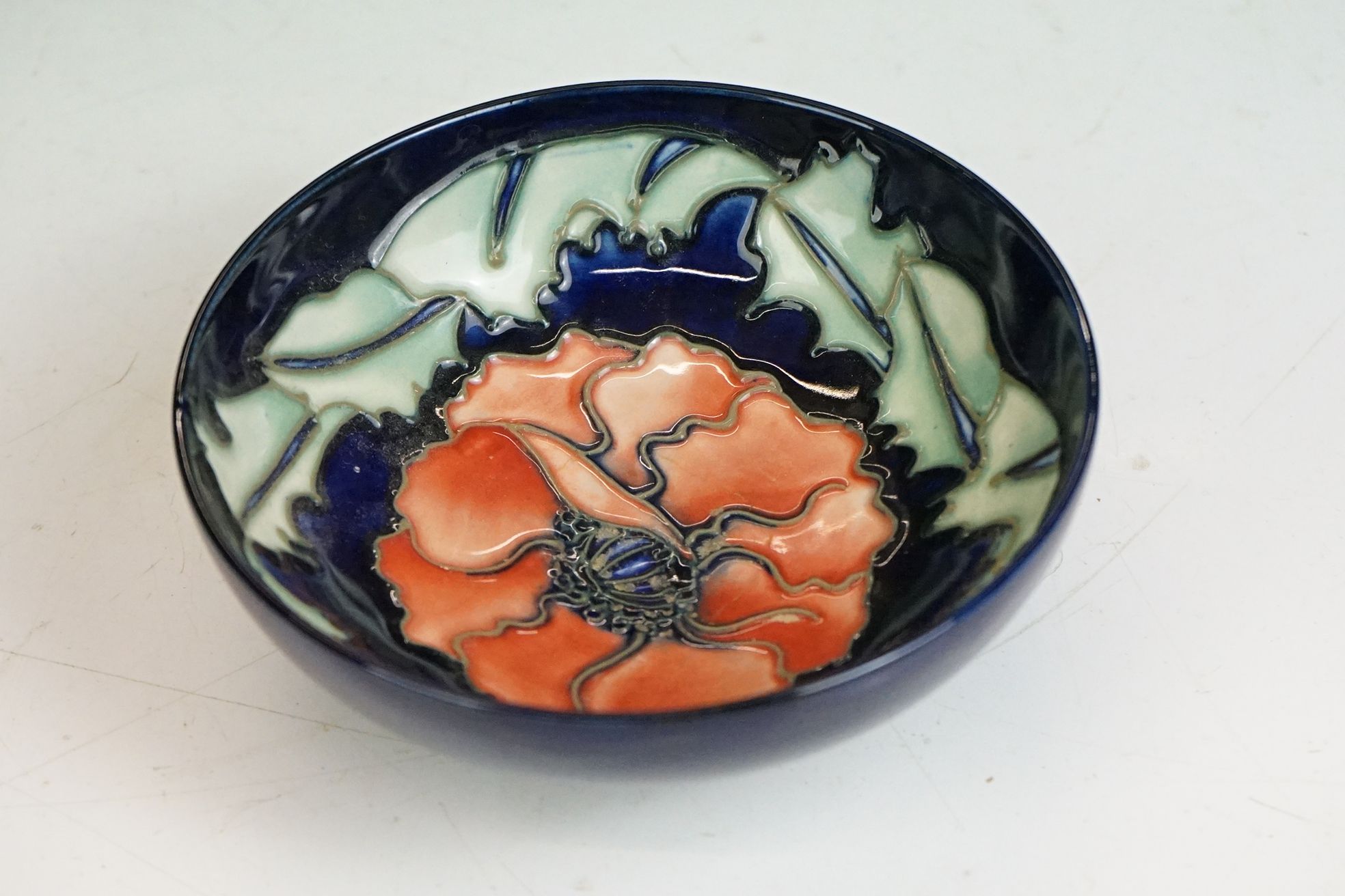 Moorcroft ' Poppy ' pattern small blue ground bowl / trinket dish, dated '96, 11.5cm diameter - Image 3 of 7