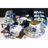 Collection of Dutch Delft ceramics to include a wall-mounted coffee grinder, shoe ornaments,