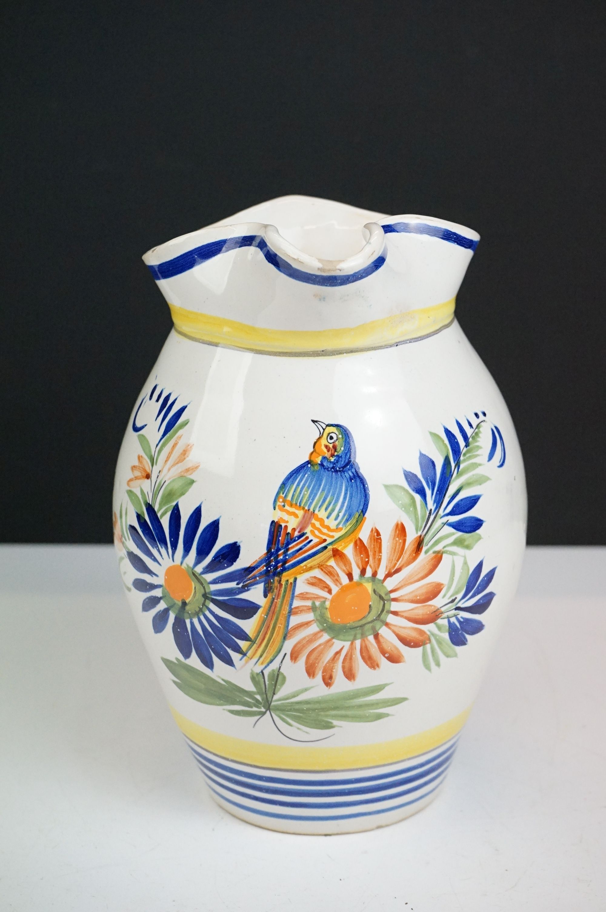 Collection of pottery and porcelain to include: Quimper Pottery jug, signed 'Henriot Quimper - Image 11 of 25