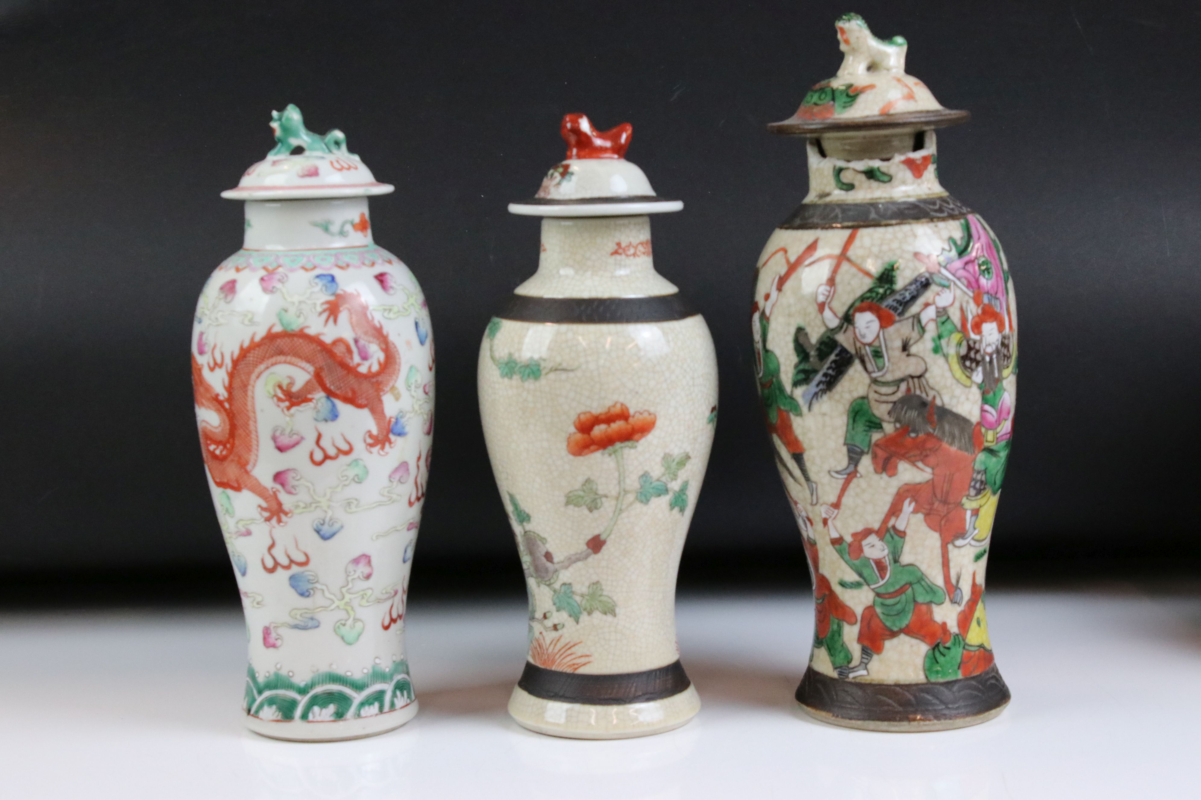 Group of Chinese ceramics to include a Famille Rose tea kettle with figural scene (18.5cm high - - Image 3 of 7