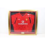 Football autographs - Manchester United FC, a framed and glazed replica 2001-2 home shirt, with