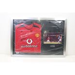 Football autograph - David Beckham, a framed and glazed 2003 replica Manchester United home shirt,