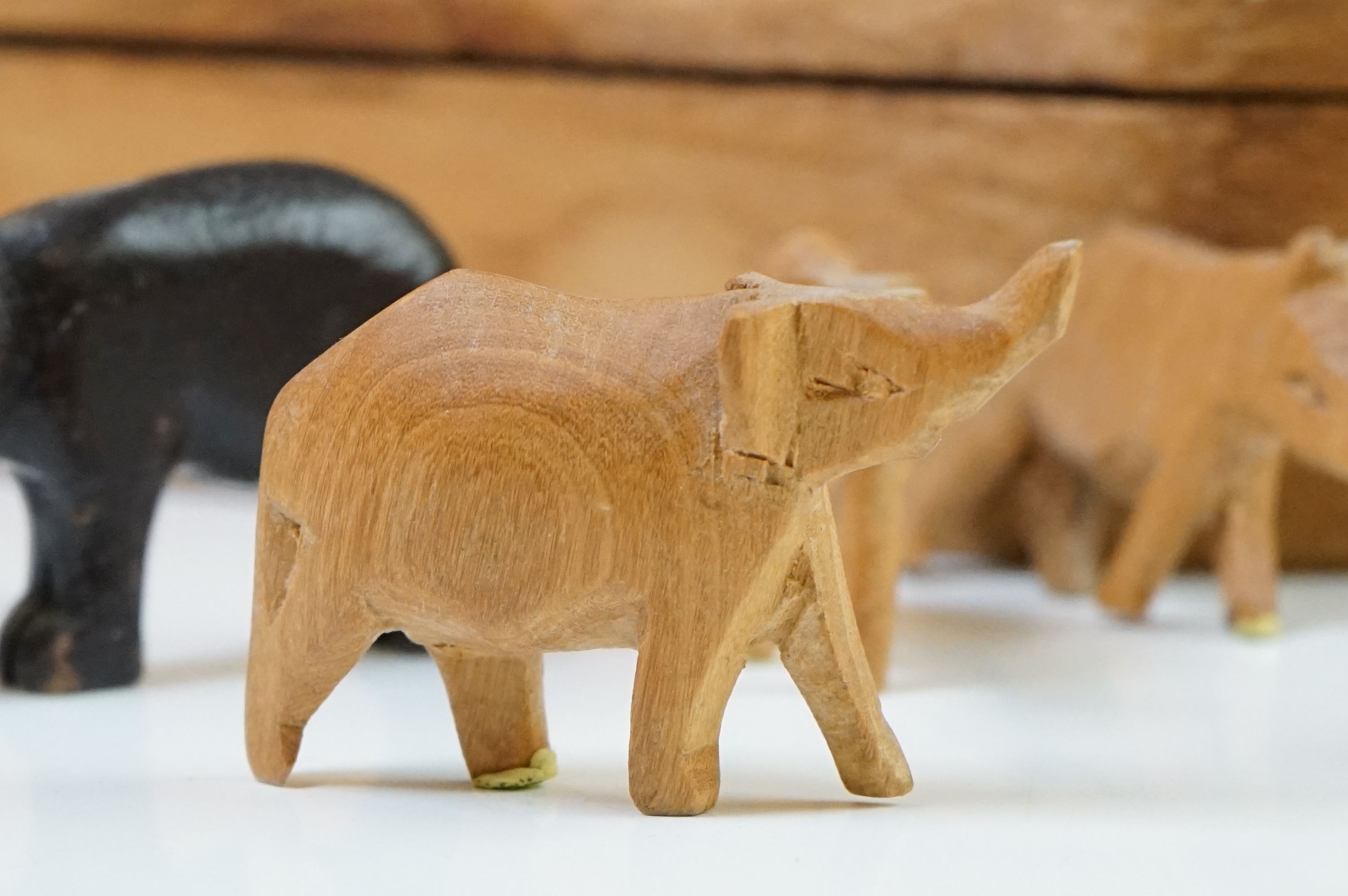 Wooden Noah's Ark model with nine carved animals (giraffes, elephants, etc). Ark measures approx - Image 2 of 11