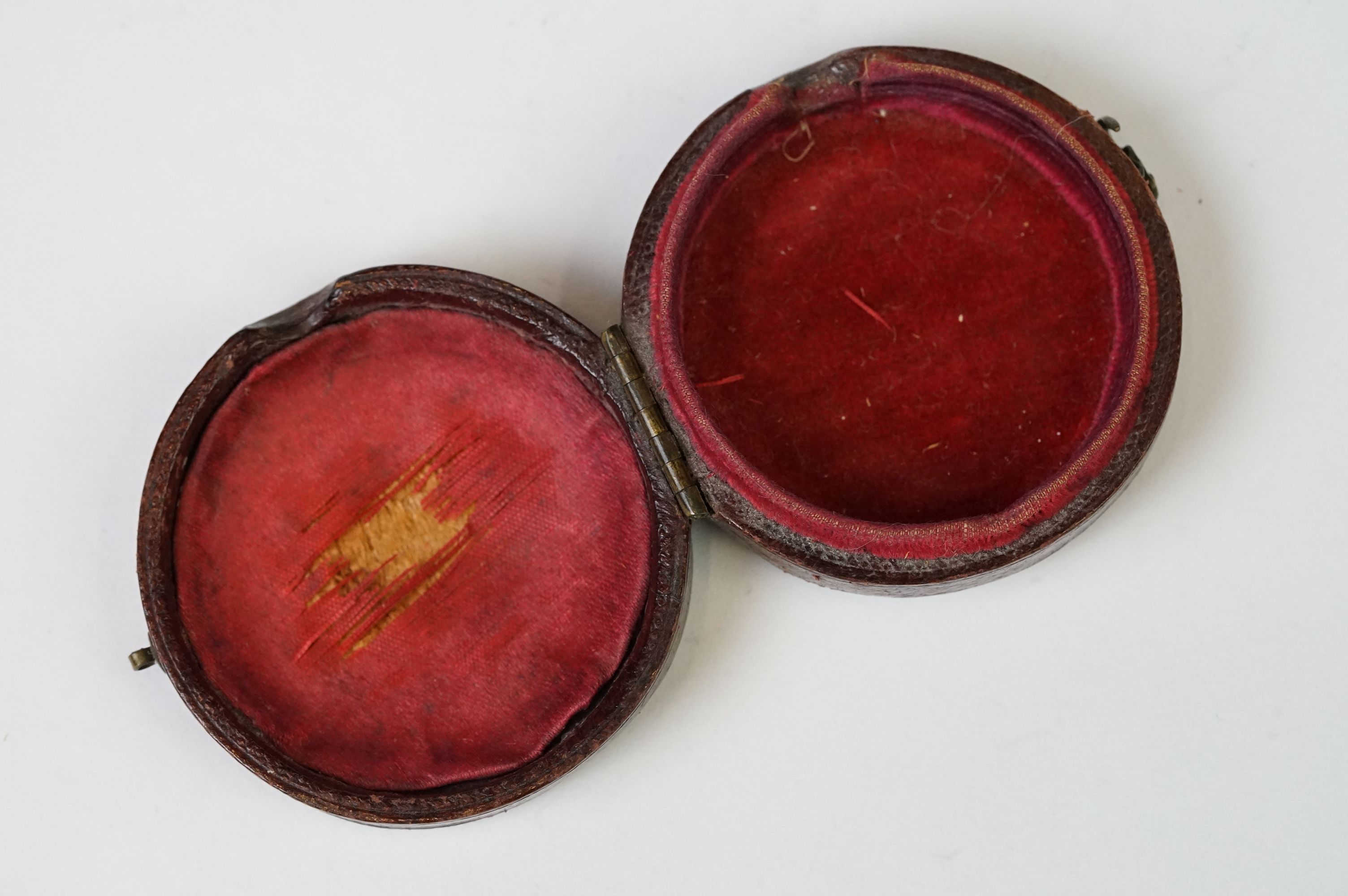 An antique brass cased pocket compass within original fitted protective case. - Image 6 of 8