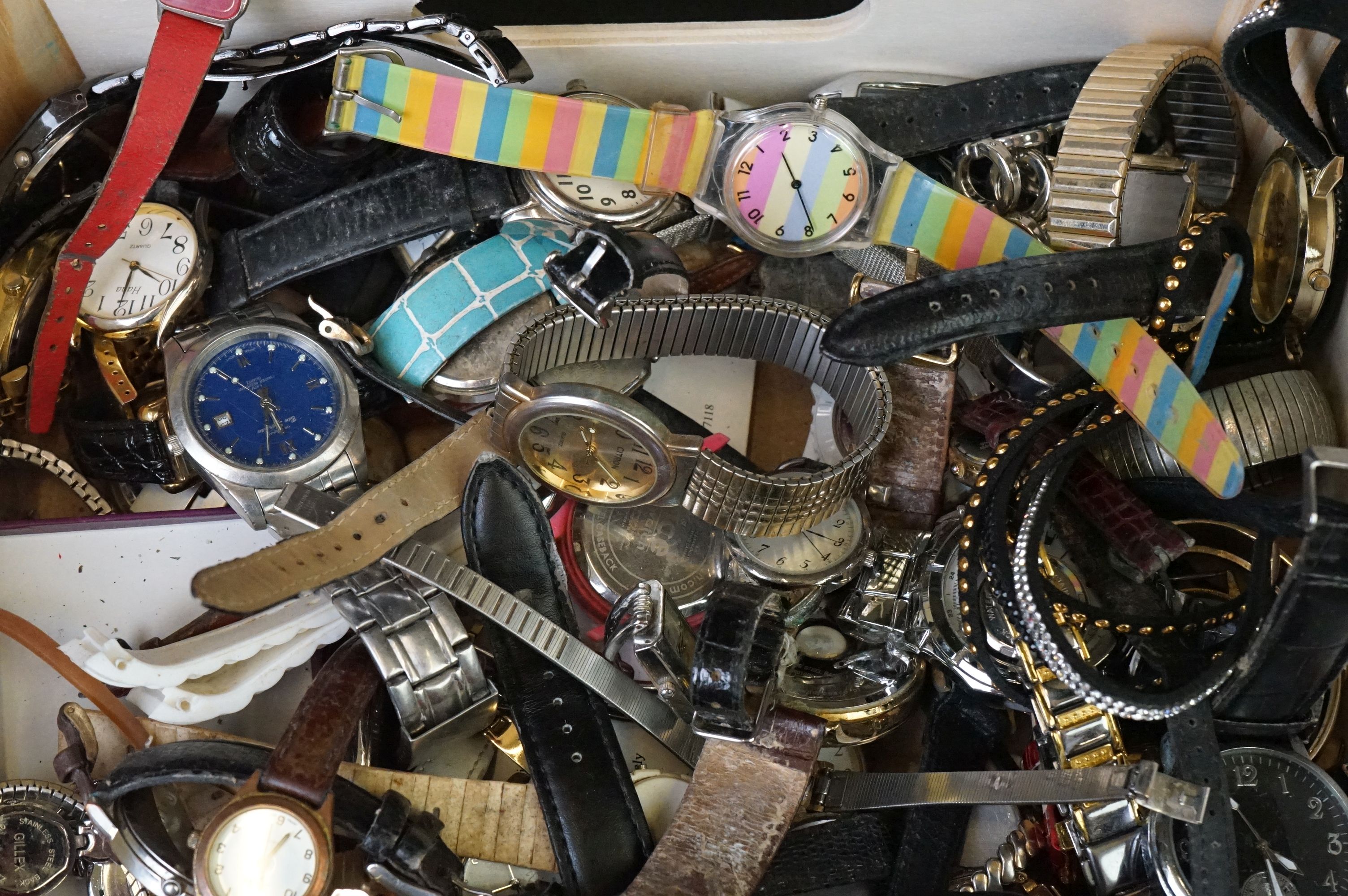 Large collection of assorted watches - Image 8 of 8