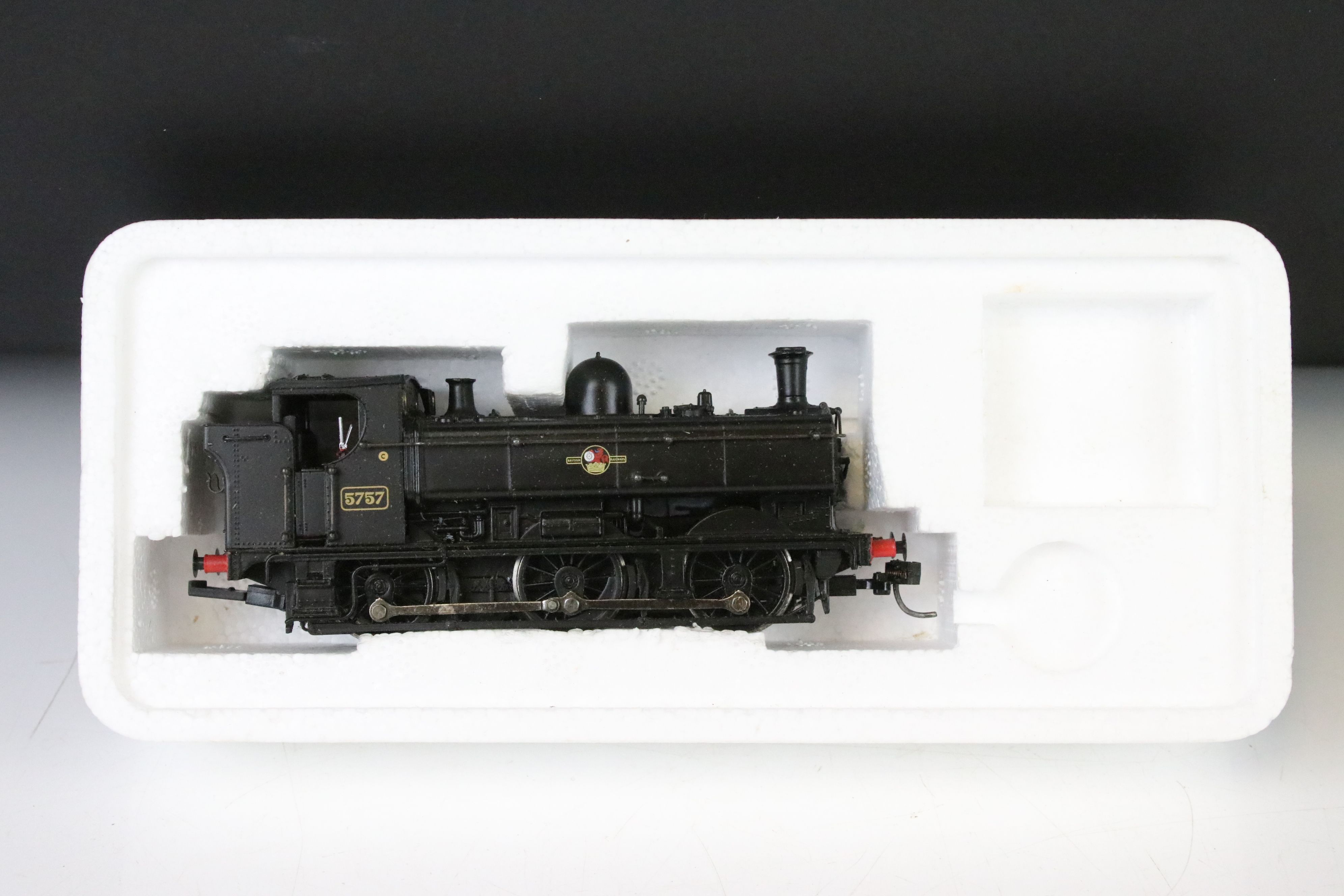 Two boxed OO gauge locomotives to include Oxford OR76DG001 2309 Deans Goods GWR Lined and Bachmann - Image 12 of 14