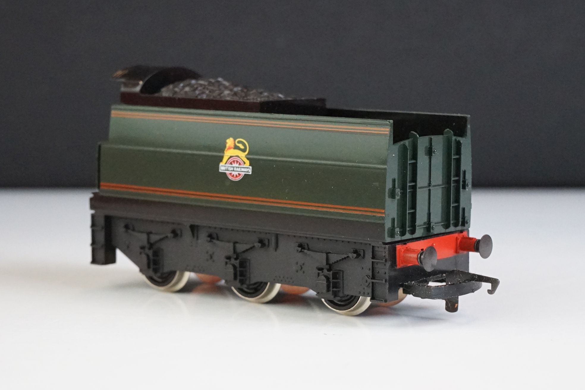 Four boxed Hornby OO gauge locomotives to include R074 BR Battle of Britain 41 Squadron, R315 LMS - Image 7 of 22