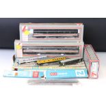 Quantity of model railway to include a boxed N gauge Graham Farish GWR Green Loco Goods Set NGS2 (