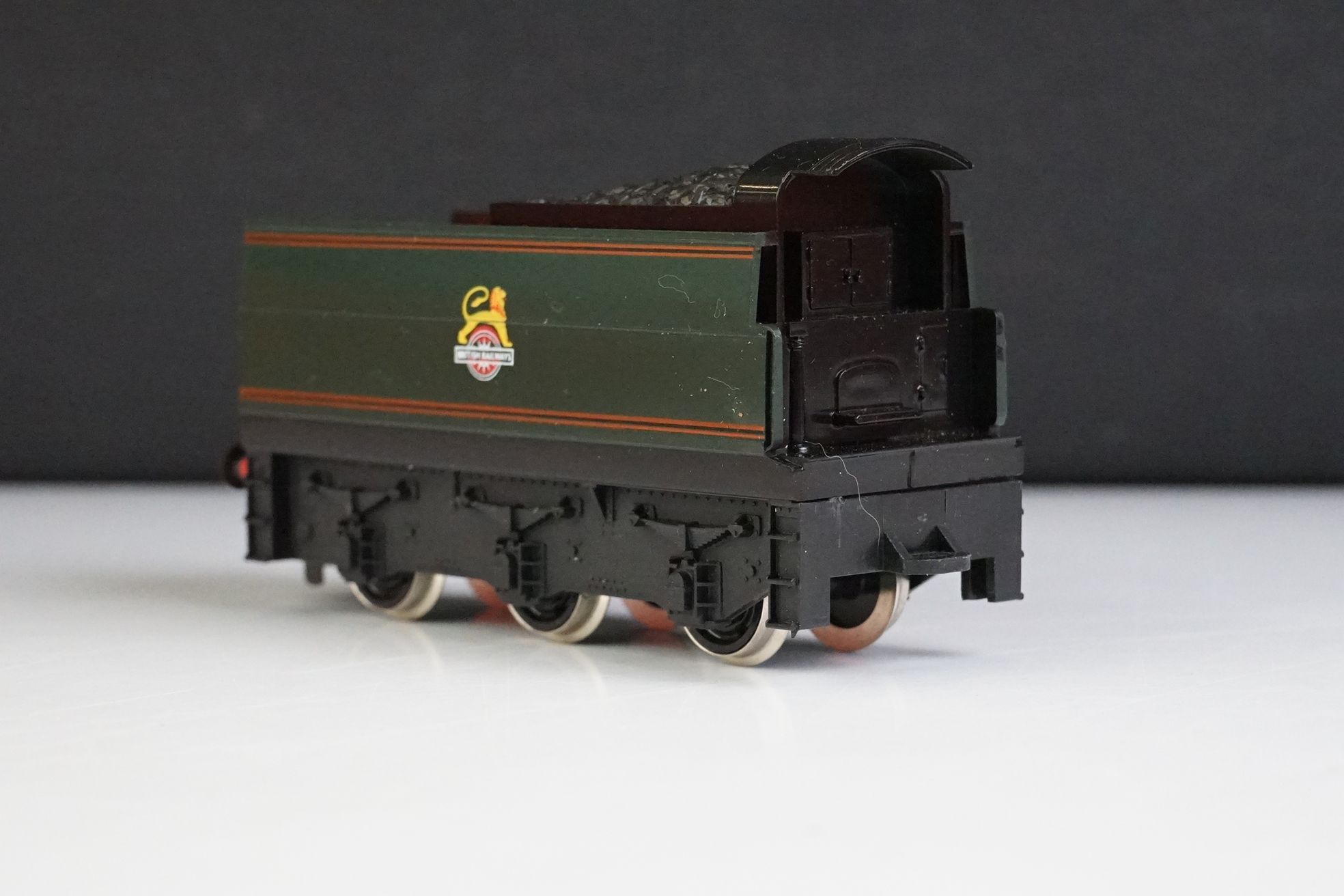 Four boxed Hornby OO gauge locomotives to include R074 BR Battle of Britain 41 Squadron, R315 LMS - Image 9 of 22