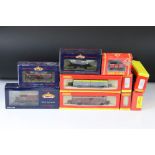 10 Boxed OO gauge items of rolling stock to include 3 x Bachmann (33026, 33830 & 37653) and 7 x