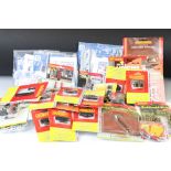 39 bagged/carded & unopened OO gauge accessories to include 30 x Hornby, 9 x KitmasterPoint