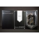 Boxed 1/6 Threezero Game of Thrones Jon Snow & Ghost Collectable figure, ex with outer trade box