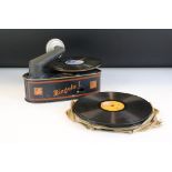 German Bingola I tinplate clockwork polyphon / gramophone (approx 18cm long), with key and two