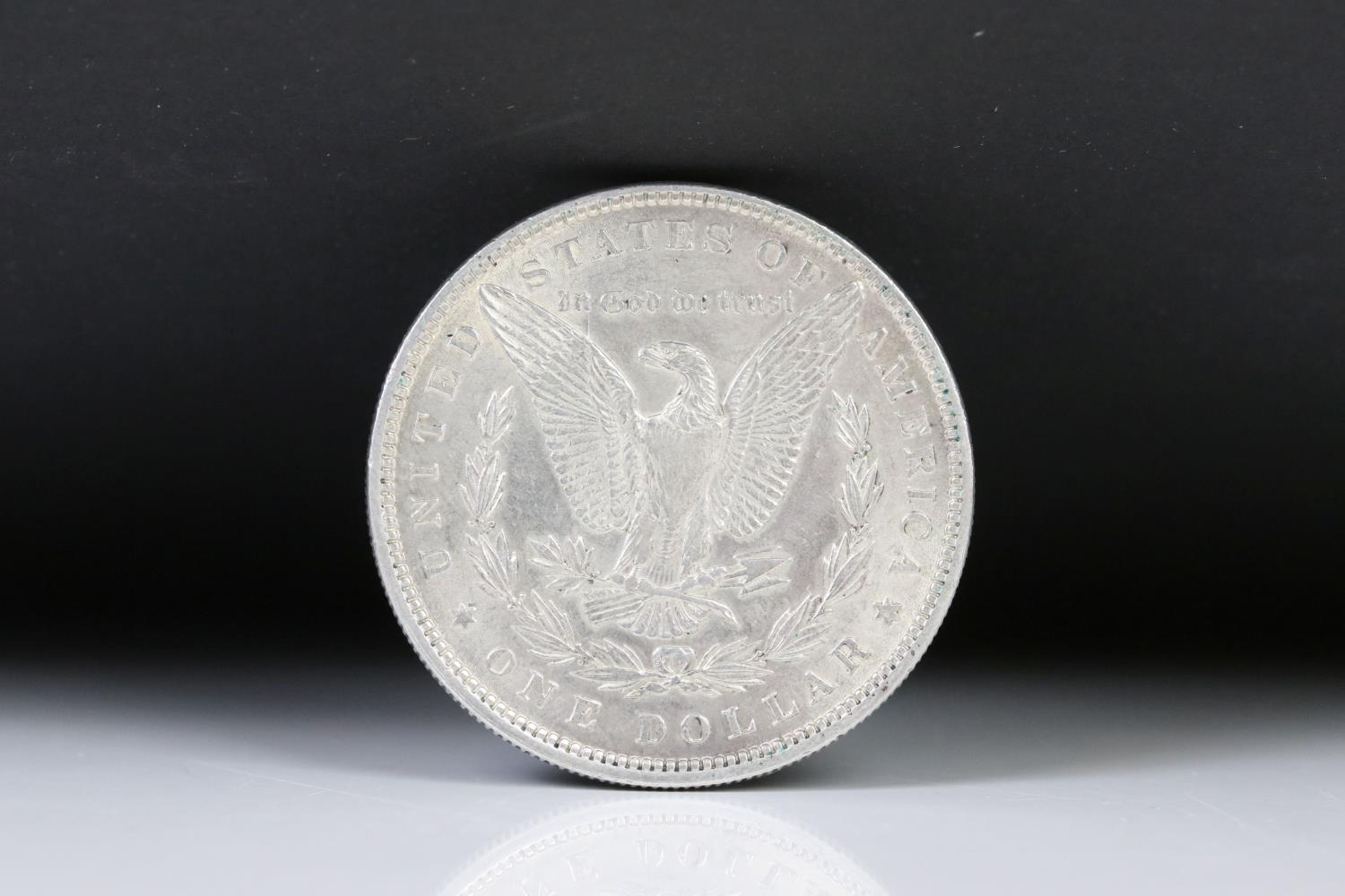 A collection of four United States of America Morgan dollars to include 1921, 1881 and two 1921 - Image 6 of 9