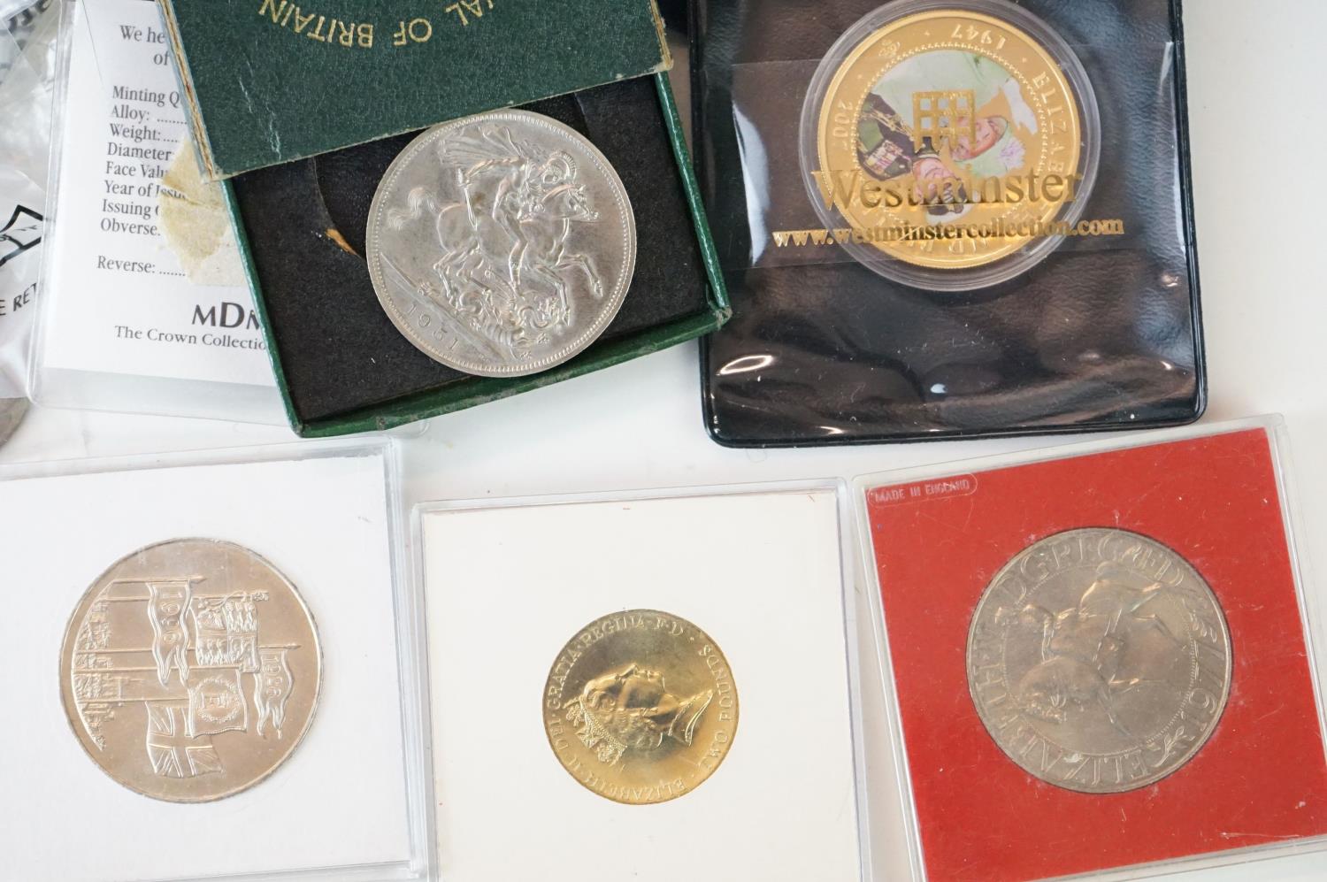 A large collection of British decimal and pre decimal coins to include commemorative crowns, Royal - Image 6 of 12