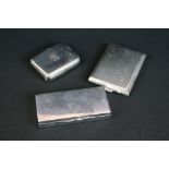Late Victorian silver triple stamp case of plain polished rectangular form, gilt interior, Chester