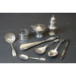 Group of assorted Victorian and later silver to include a silver pepper pot and matching mustard pot