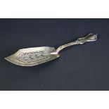 Victorian silver hallmarked fish server. the server having pierced detailing to the blade with a