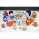 Collection of 20 various sized glass paperweights, some Millefiori.