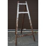 Large Early 20th century Stained Pine Artist's Easel, 180cm high x 94cm wide