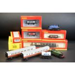 Group of Hornby OO gauge model railway to include boxed Railroad R3953 BR 0-4-0 Locomotive No