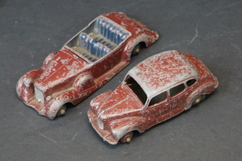 Around 25 early-mid 20th C play worn diecast models to include road, commercial and racing examples - Image 9 of 12