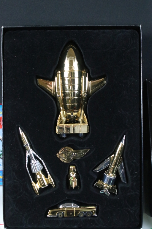 Quantity of Gerry Anderson related items to include Thunderbirds figures, Captain Scarlet ray gun, - Image 9 of 13