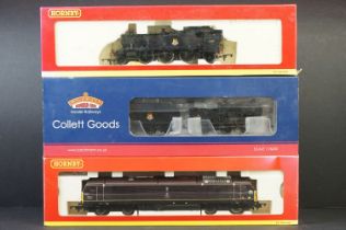 Three boxed OO gauge locomotives to include Bachmann 32311 Collett Goods 2259 BR Black Early