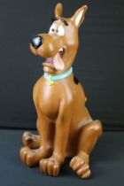 Warner Brothers Store Cartoon Network 1998 hard plastic Scooby Doo figure, 23" in approx height. vg