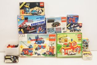 Lego - Nine boxed sets to include 4 x Legoland Space (6927, 6881, 6824 & 886), Fabuland 347, 733