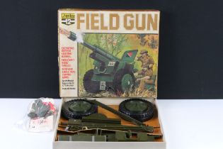 Boxed Cherilea 12 Field Gun set, appearing complete, some box damage, gd overall