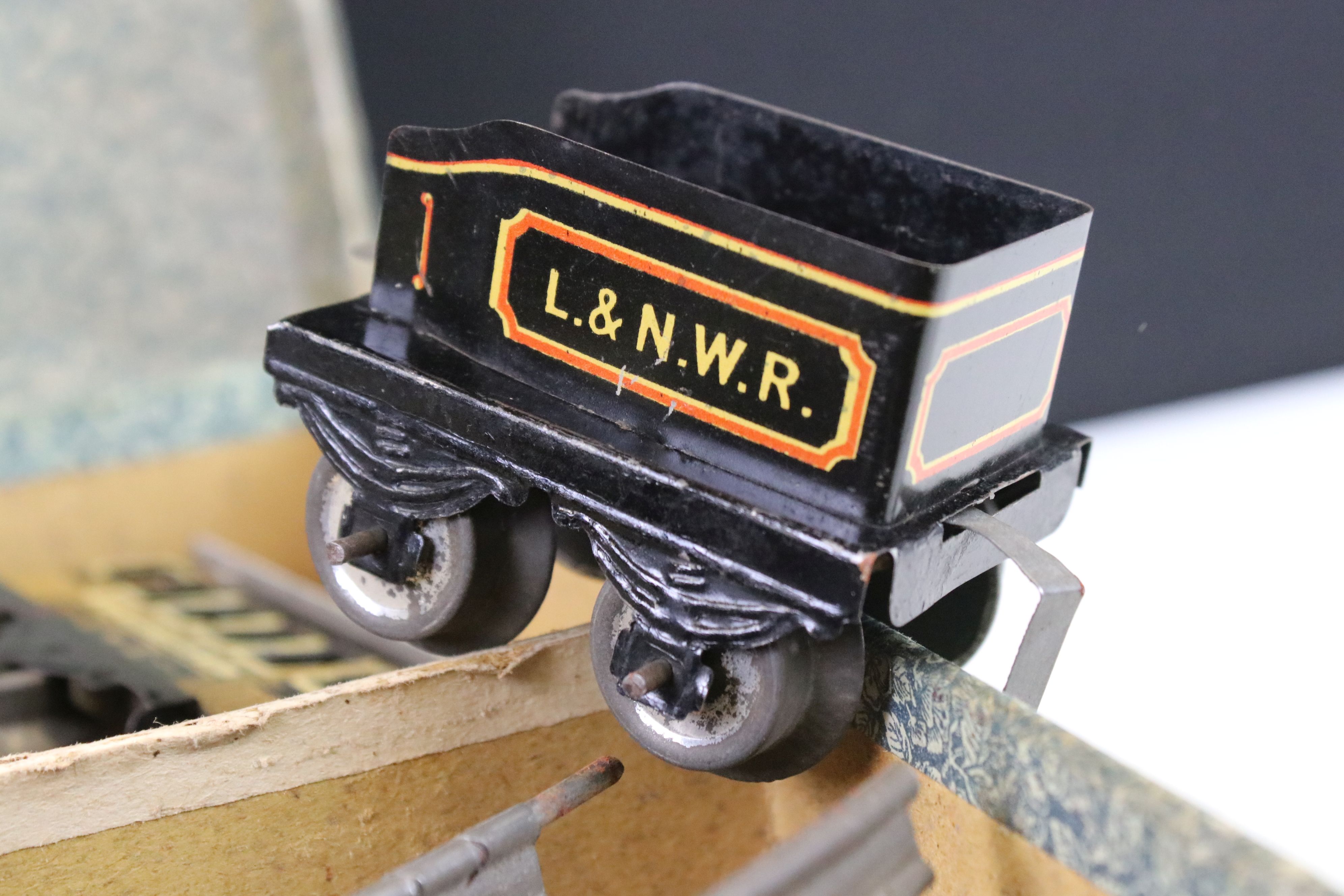 Two early-mid 20th C boxed tin plate train sets to include Brimtoy Clockwork Train No 37/0 Colour - Image 12 of 15