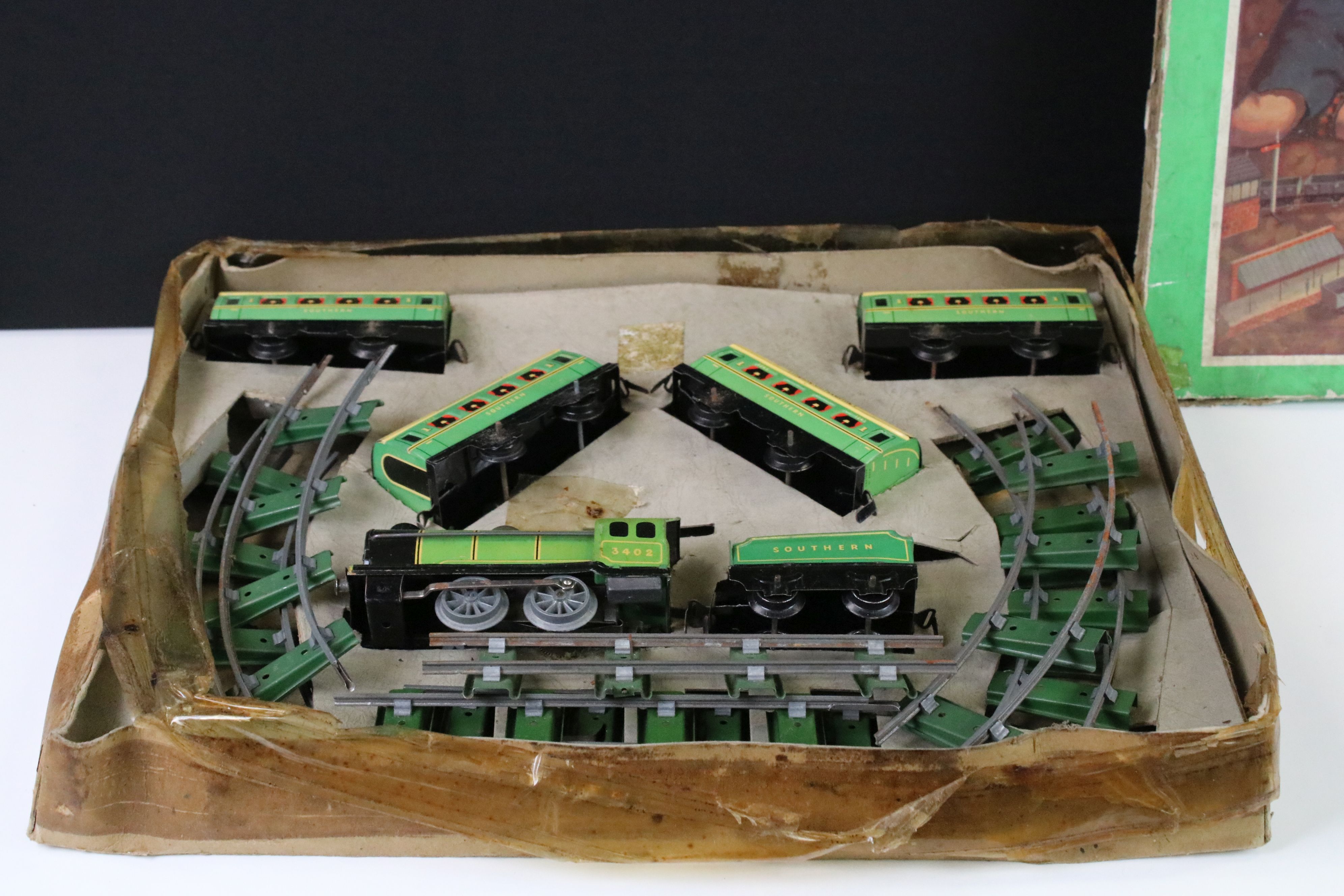 Two early-mid 20th C boxed tin plate train sets to include Brimtoy Clockwork Train No 37/0 Colour - Image 7 of 15