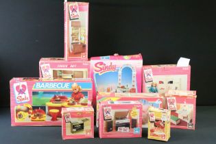 Sindy - Ten boxed Pedigree Sindy play sets & accessory sets, to include White Wedding (44262),