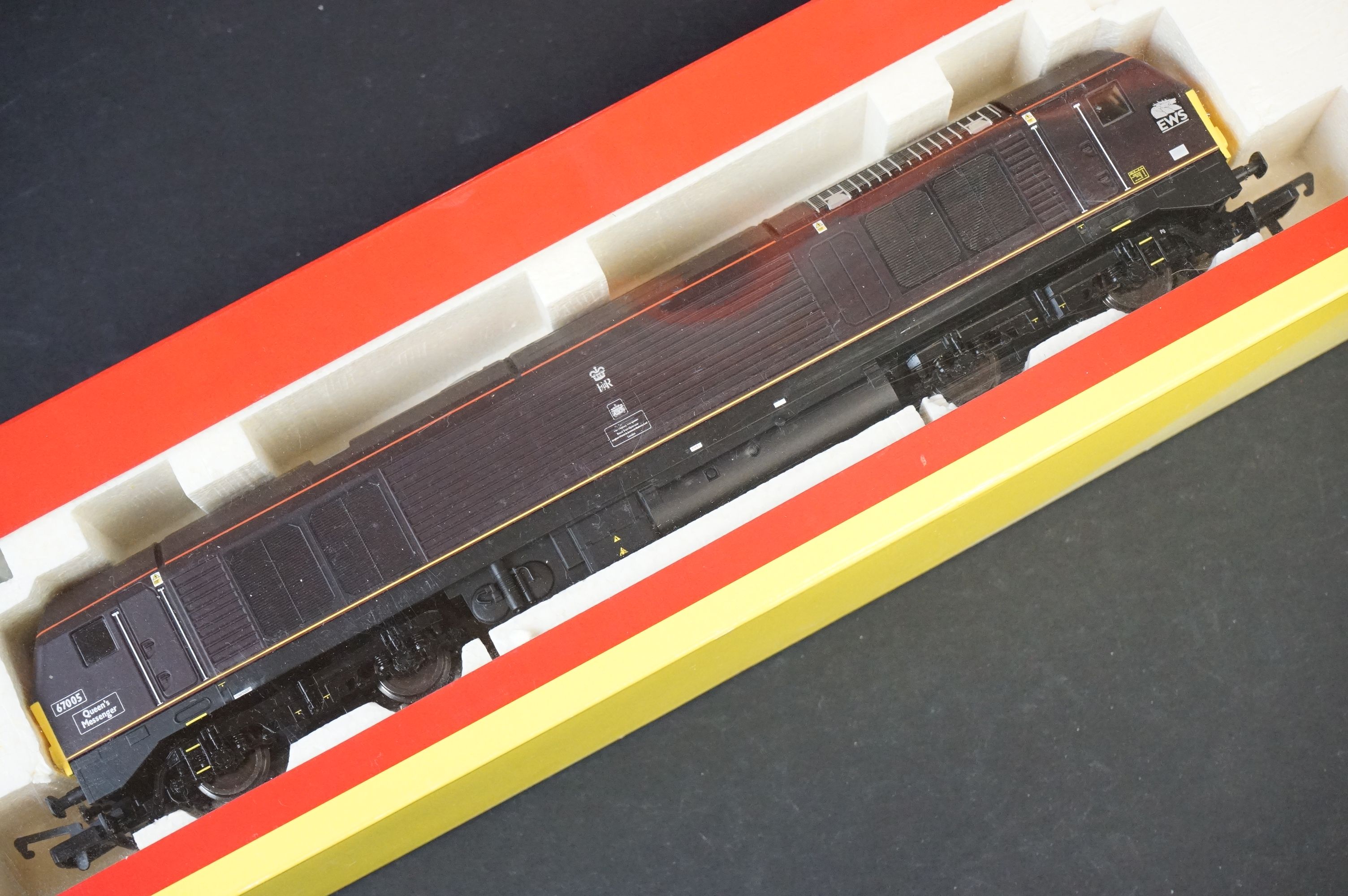 Three boxed OO gauge locomotives to include Bachmann 32311 Collett Goods 2259 BR Black Early - Image 8 of 9