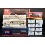 10 Boxed OO gauge items of rolling stock to include 9 x Bachmann and 1 x Lima plus a Hornby