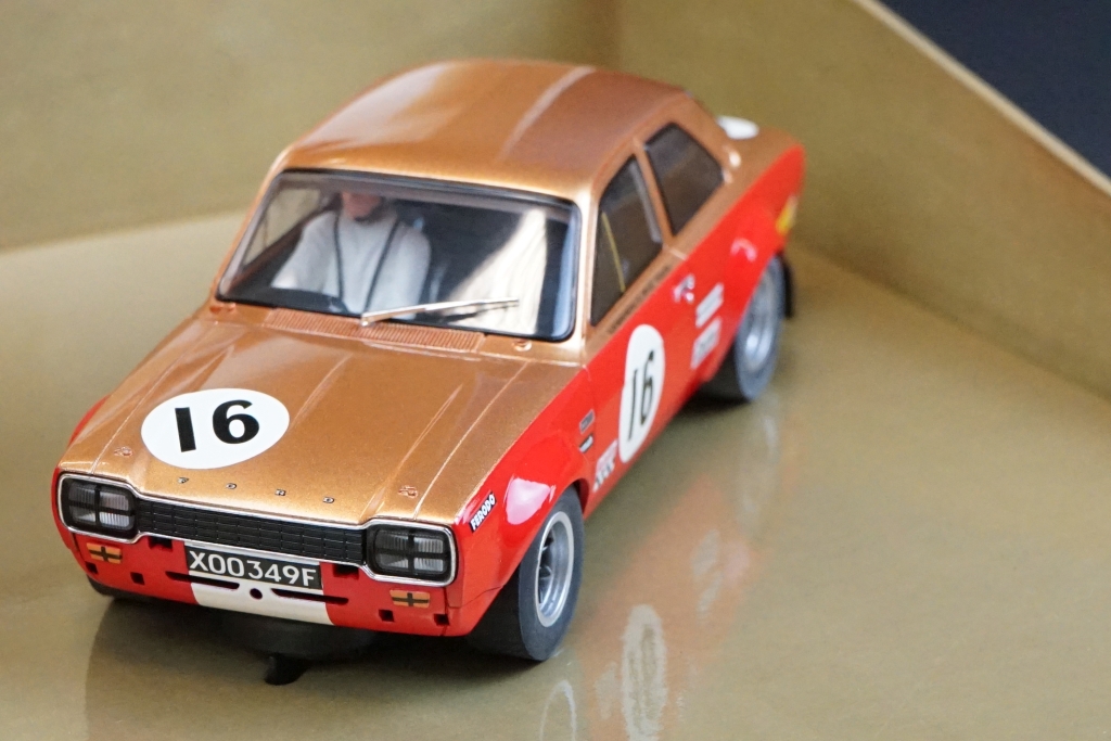 Boxed ltd edn Scalextric The Classic Collection C2981A Alan Mann Racing slot car set, complete - Image 4 of 6