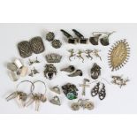 A collection of mixed sterling silver jewellery to include cufflinks, necklaces, pendants, earrings,