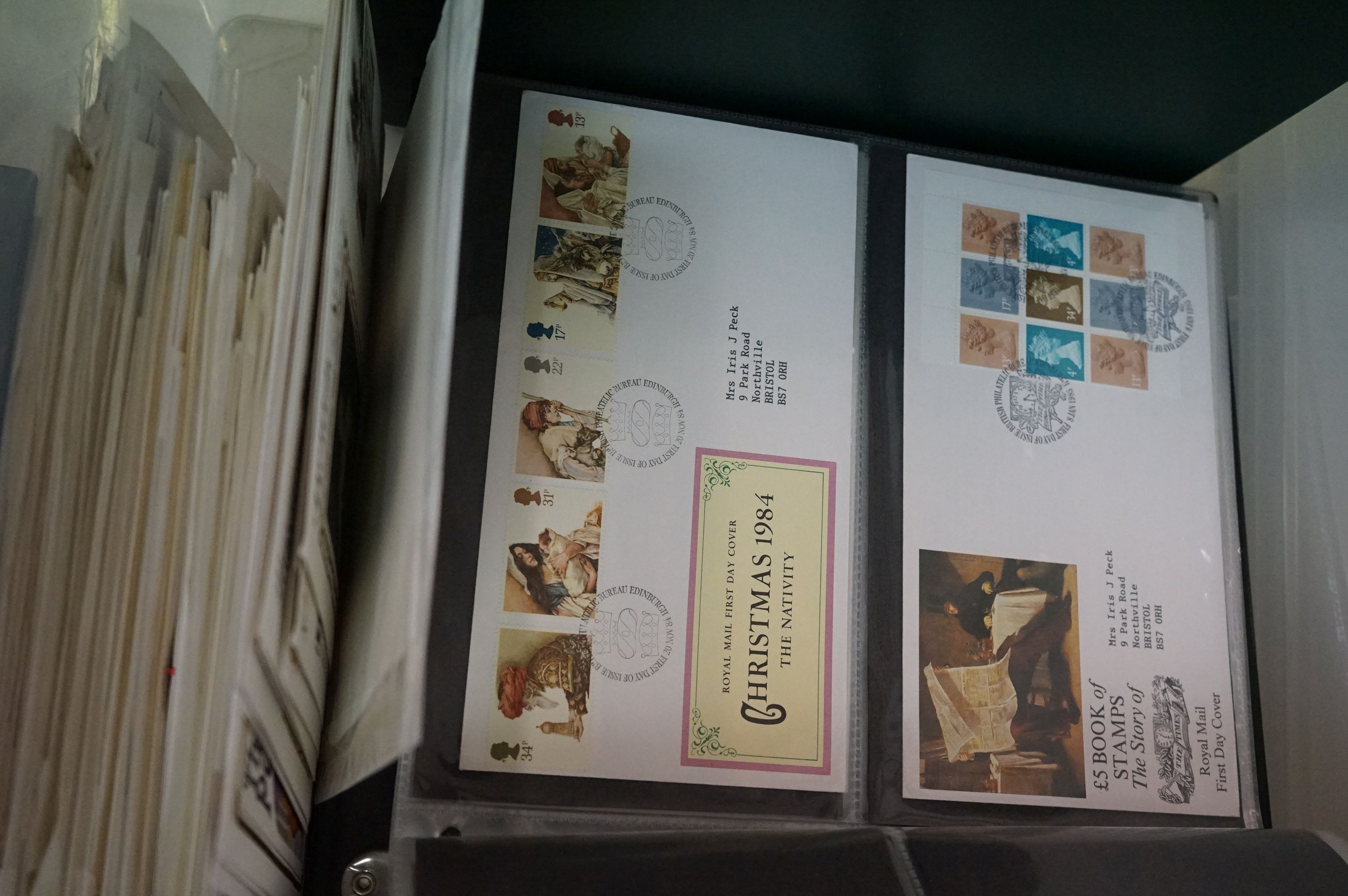 Large collection of first day covers to include mostly loose examples but also covers across five - Image 5 of 9