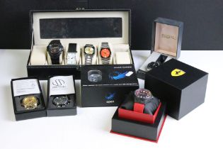 A collection of gents wristwatches to include Seiko and Casio examples.