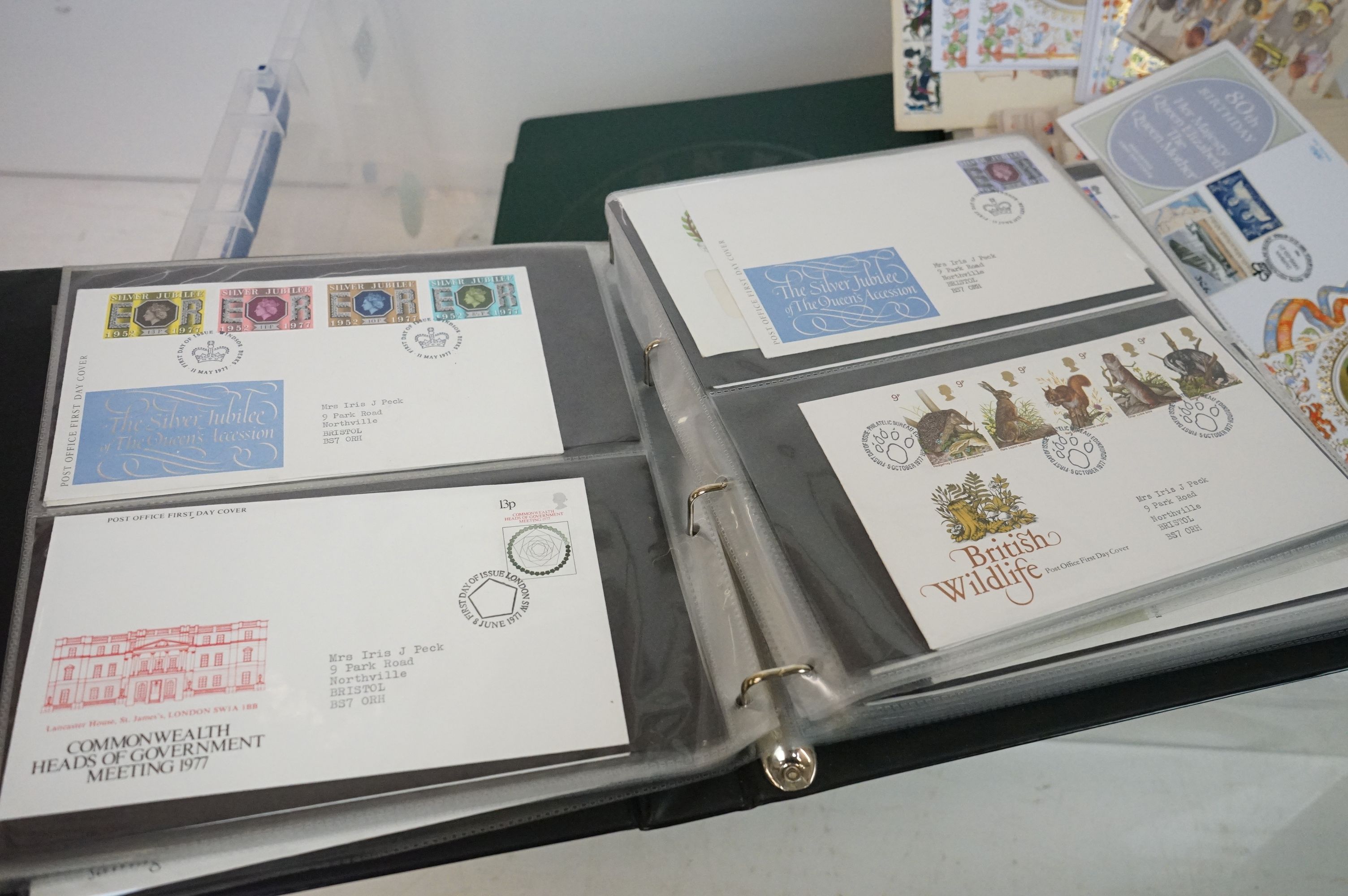 Large collection of first day covers to include mostly loose examples but also covers across five - Image 2 of 9