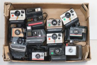 Collection of 12 Polaroid instant cameras to include a Polaroid 636 Talking Camera, Polaroid