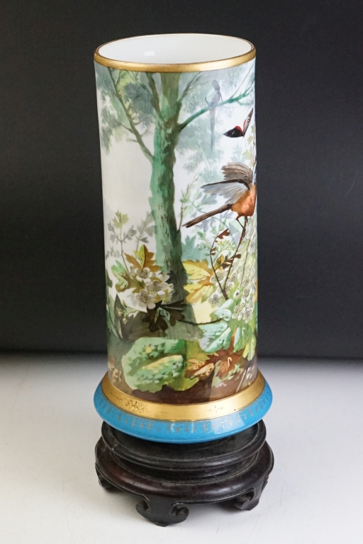 19th Century Victorian painted opaline glass vase. The vase being painted with birds and butterflies - Image 4 of 10