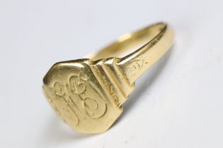 A Gents 18ct gold signet ring.