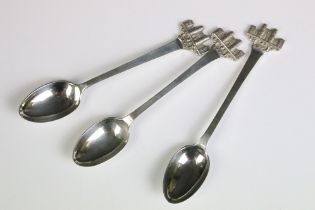 Sheffield 1954 silver set of 3 Bath Castle finial tea spoons