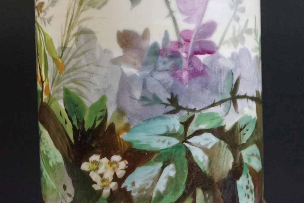19th Century Victorian painted opaline glass vase. The vase being painted with birds and butterflies - Image 7 of 10