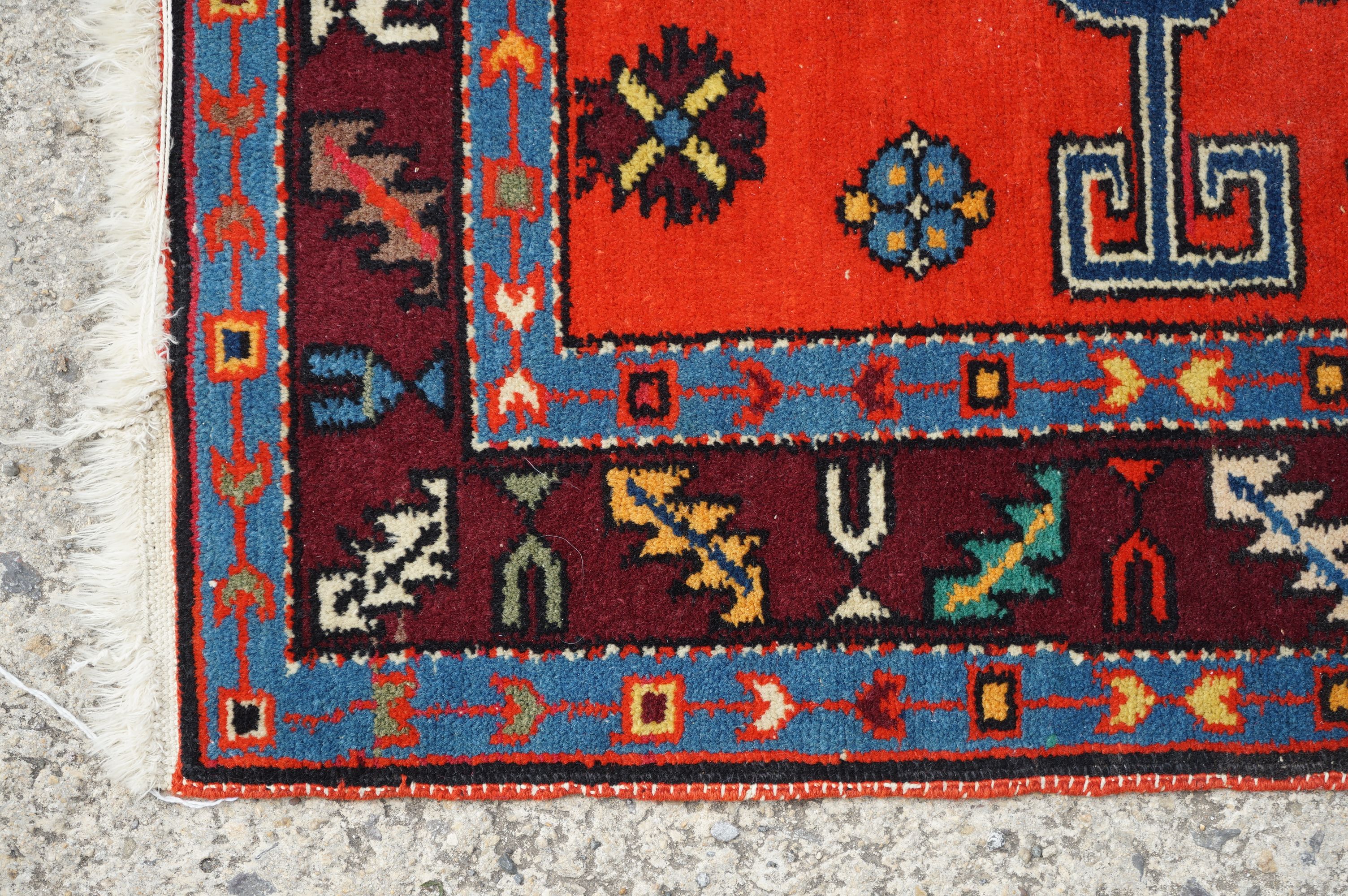 Two small Eastern Wool Rugs 115cm x 70cm and 118cm x 87cm - Image 14 of 15