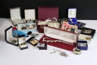 A collection of mainly vintage costume jewellery to include cufflinks, watches, necklaces,