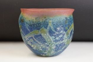 20th Century studio art glass bowl made from frosted green and blue mottled glass with a pink rim.