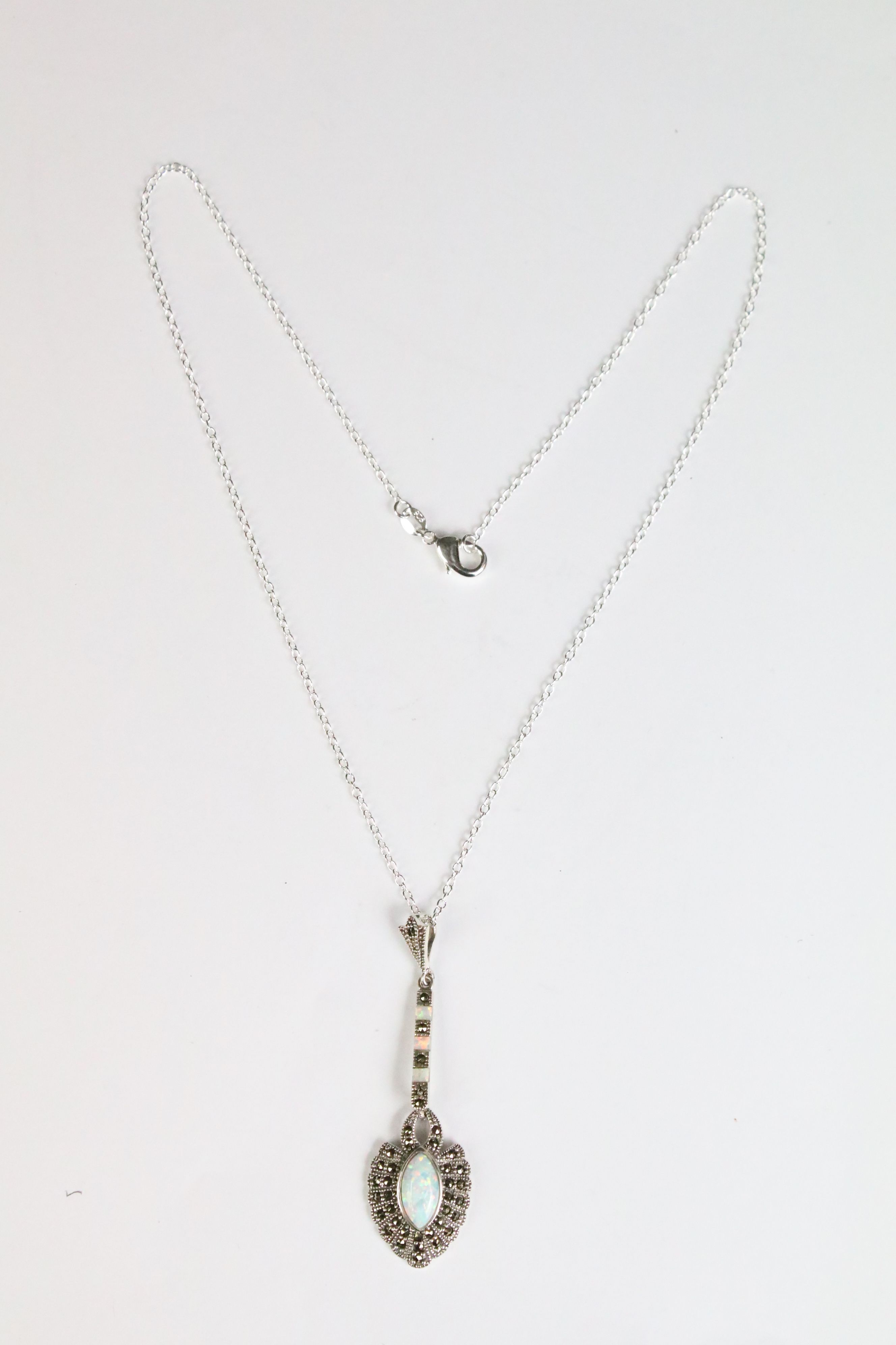 A silver and marcasite necklace set with opal panel - Image 3 of 6